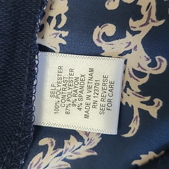 NEW Dress Barn Tunic Top Pullover Hi Low Hem Navy Cream Tapestry Long Slv Large - Picture 7 of 9